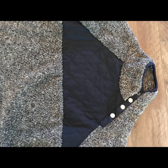 Sweater - Picture 2 of 3